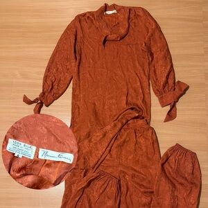 VTG Marina Ferrari 1970’s silk caftan & balloon pants set